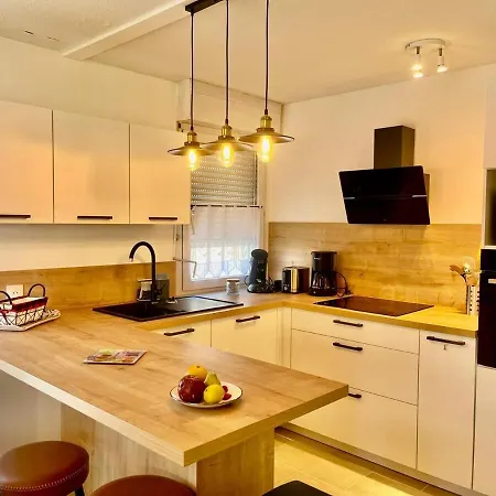 Apartment Le Lys D'or Yourhosthelper